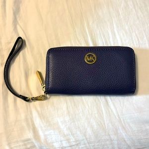 Michael Kors Wristlet/Wallet